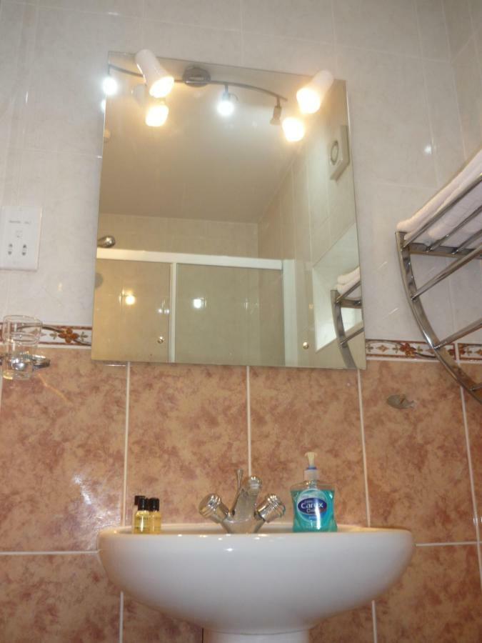 De La Warr Guest House Bexhill-on-Sea Εξωτερικό φωτογραφία